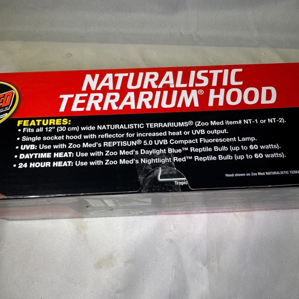 Zoo Med Naturalistic Terrarium Hood 12 Inch LF-50 Reptile UVB Heat Lamp Fixture